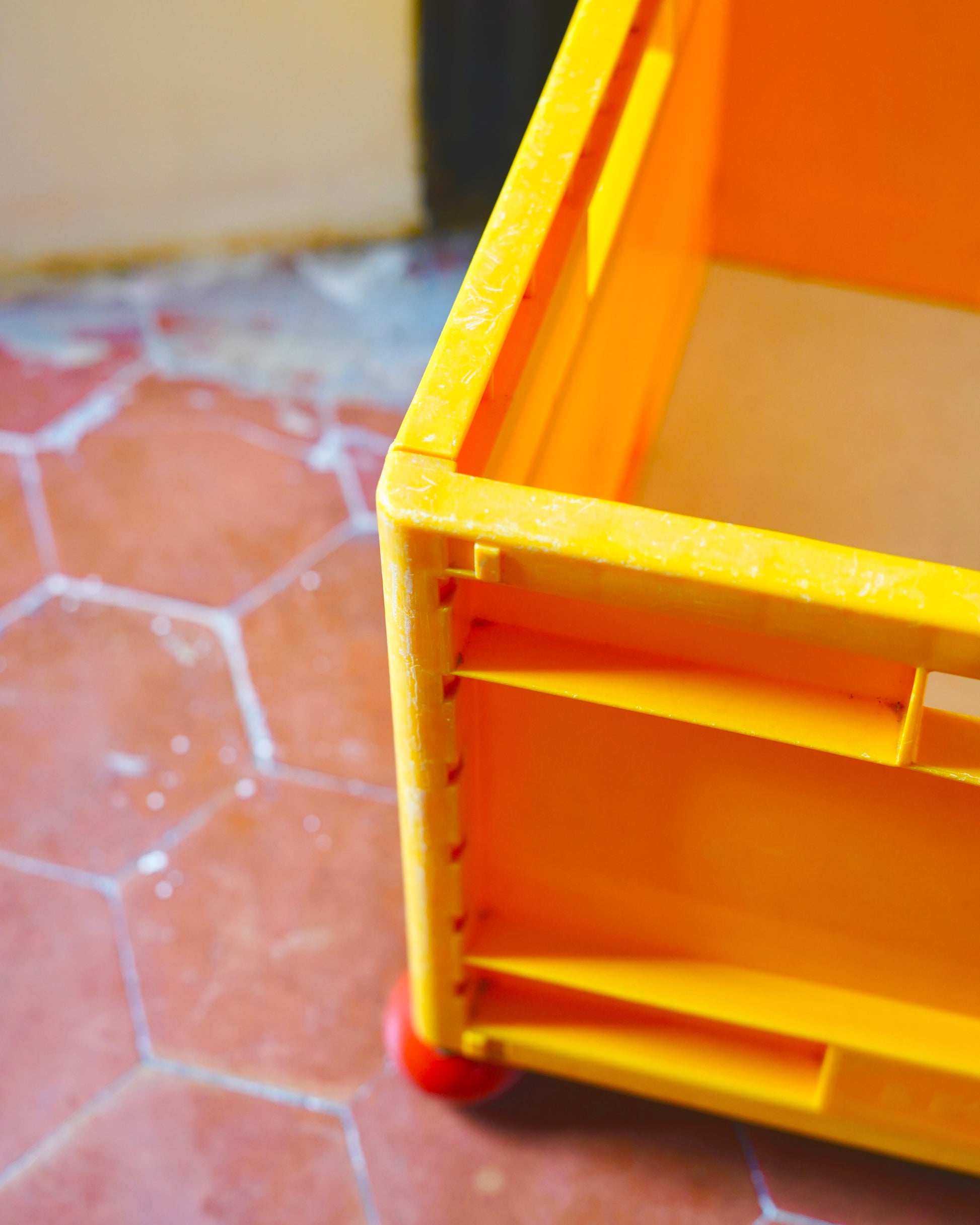 Vintage IKEA Märd Crate